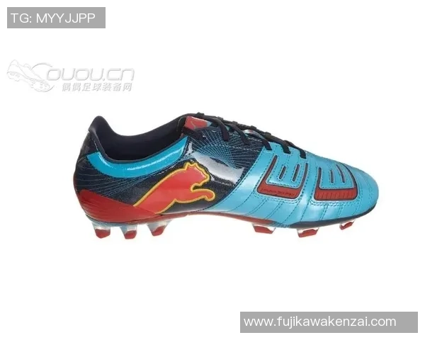 全球足球明星潮鞋高清大图展示 各大球员专属鞋款独特魅力解析