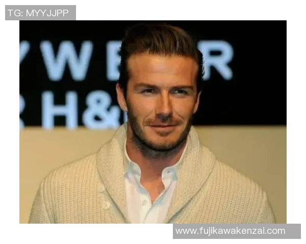 中国最帅足球球星女友曝光引热议 看看他们的幸福瞬间